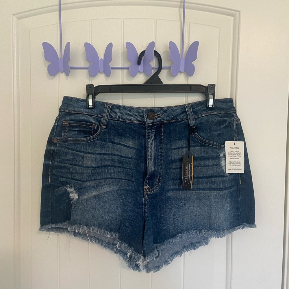 NWT | Charlotte Russe Refuge women’s hi rise‎ cheeky vintage style denim shorts